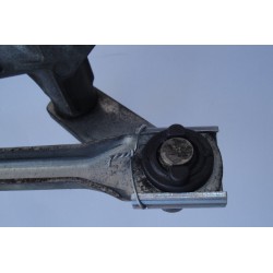 Land Rover Freelander 2 Wiper Repair Channel ZM