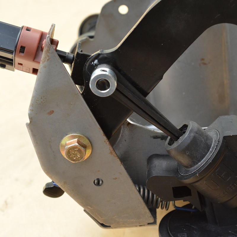 Ask The Mechanic.co.uk Clutch Pedal Repair Clip Collar 